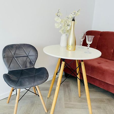 Apartament W Centrum-Lubin Zewnętrze zdjęcie